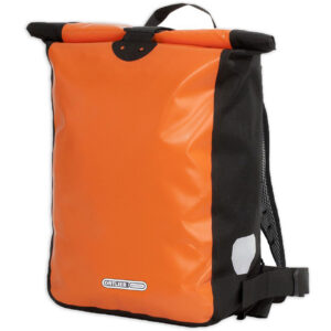 Le sac à dos Ortlieb Messenger-Bag de 39 litres est un produit de messagerie professionnel haut de gamme avec compartiment transparent pour l'insertion d'affiches publicitaires au format A3 pour une utilisation secondaire comme espace publicitaire mobile