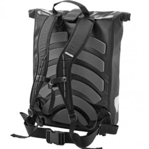 Le sac à dos Ortlieb Messenger-Bag Pro de 39 litres est un produit de messagerie professionnel haut de gamme avec compartiment transparent pour l'insertion d'affiches publicitaires au format A3 pour une utilisation secondaire comme espace publicitaire mobile